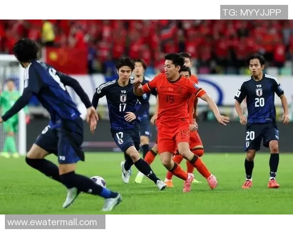 中国国足精彩表现以三比零战胜韩国队展现强大实力与团队合作精神